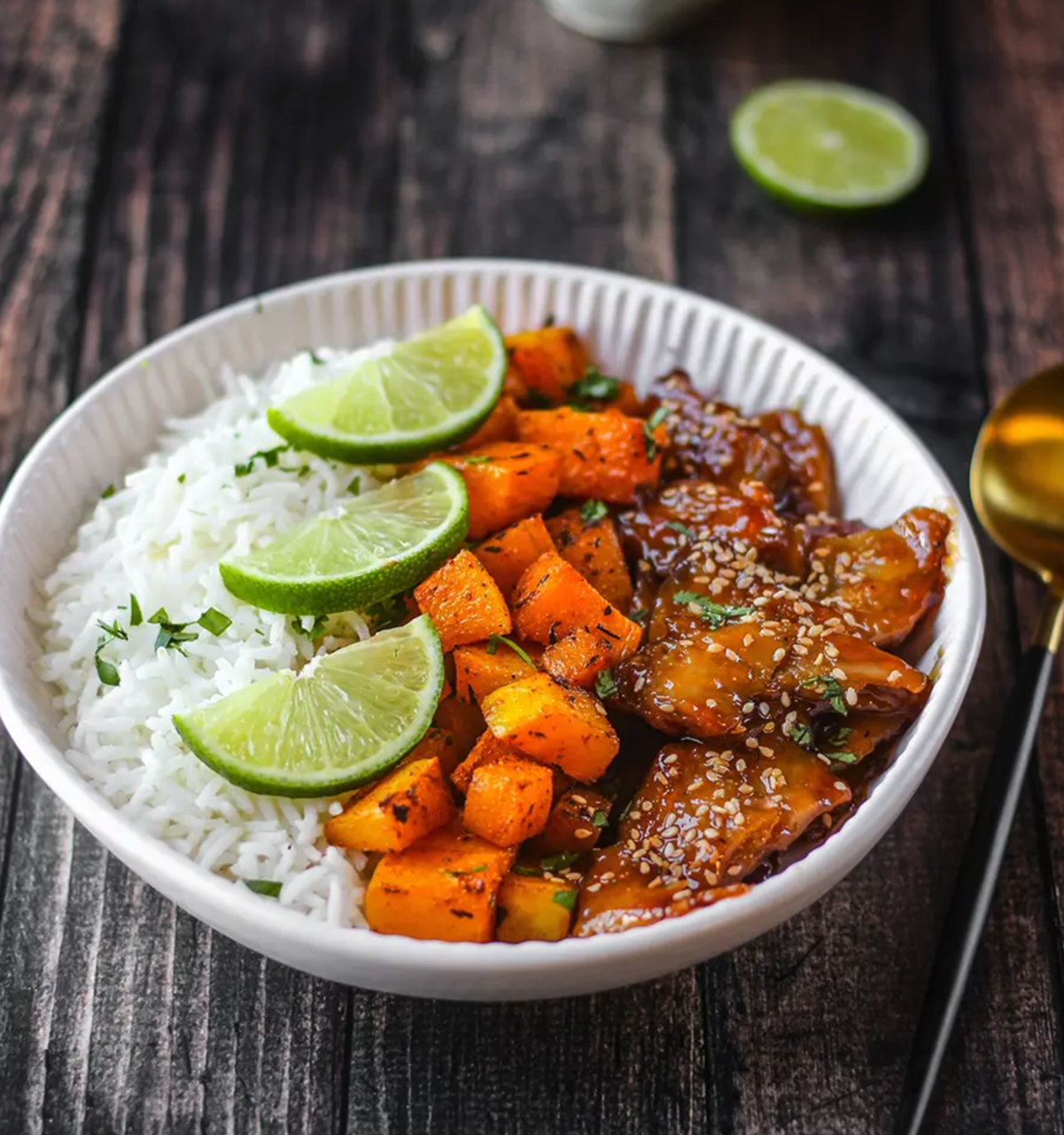 Émincé végétal caramélisé avec courges et riz