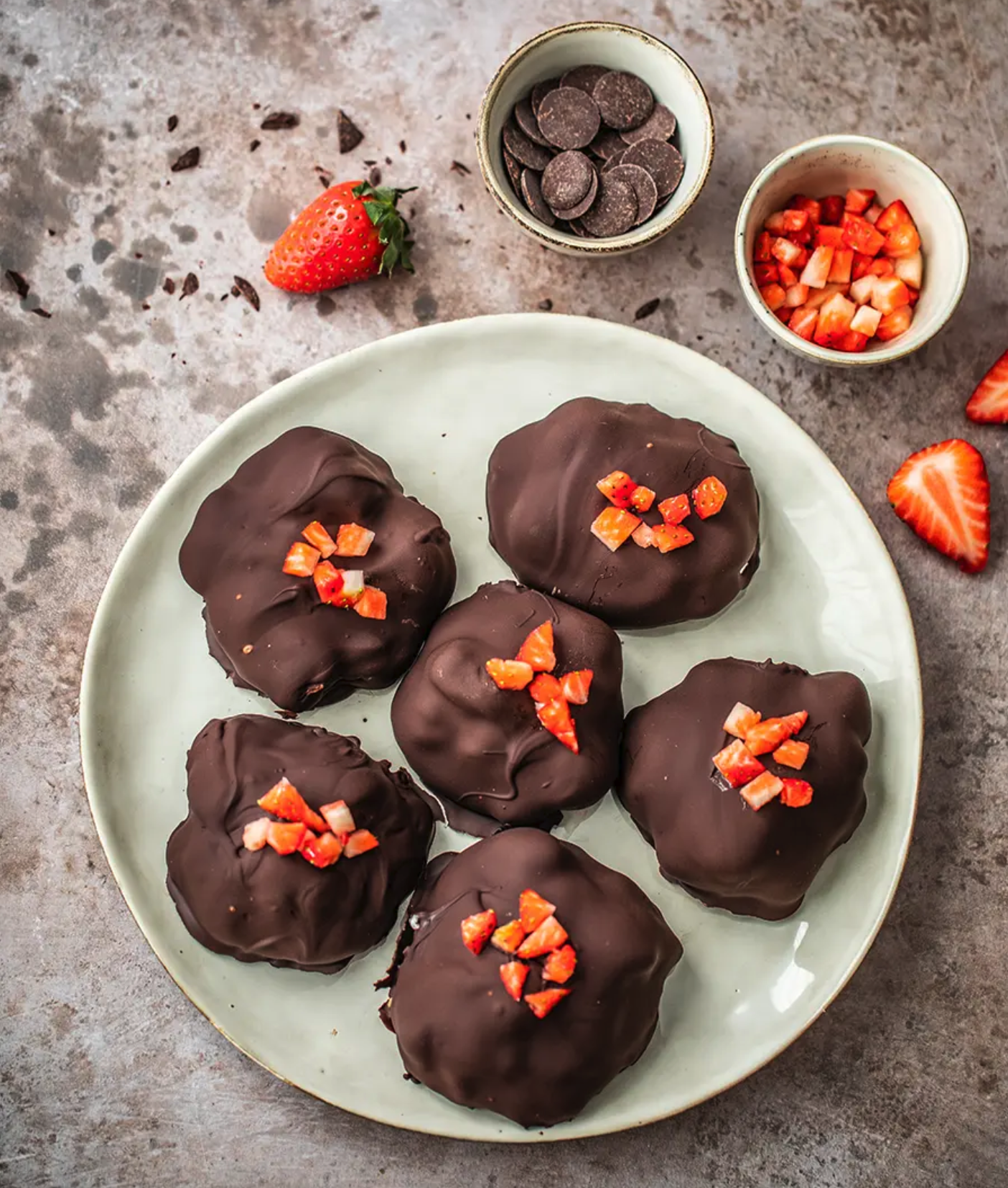 Bouchées aux fraises et au chocolat