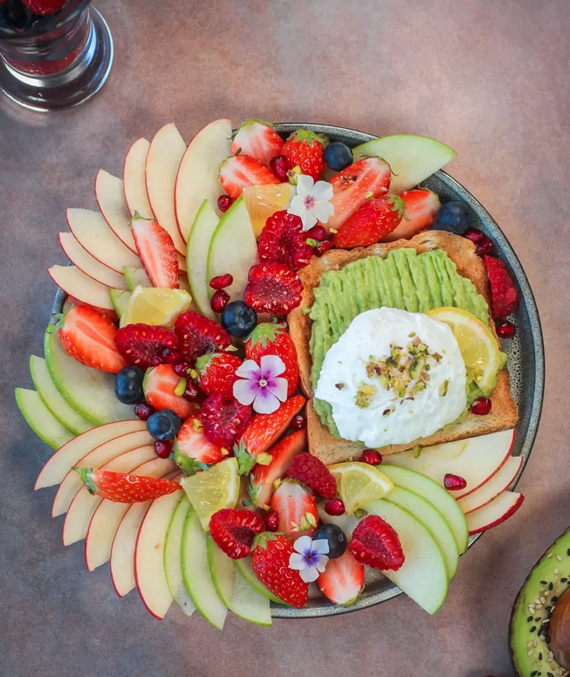 Mini avocado toast