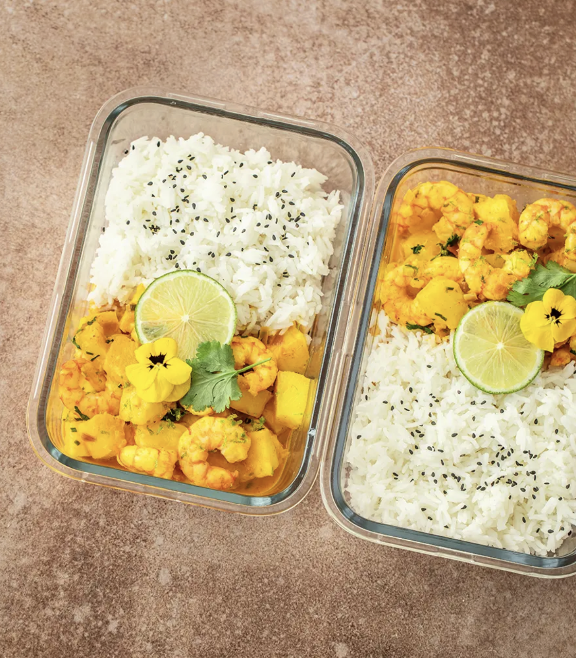 Crevettes rôties aux épices et à l&rsquo;ananas, riz basmati